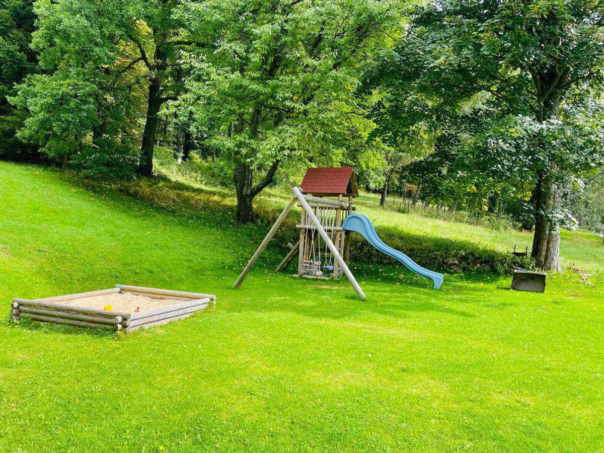 Chata Adam u Lipna Horní Planá Bagian luar foto